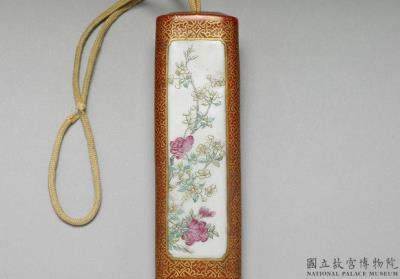 图片[2]-Toothpick holder with imperial poem and flower decoration in yangcai enamels, Qing dynasty, Qianlong reign (1736-1795)-China Archive